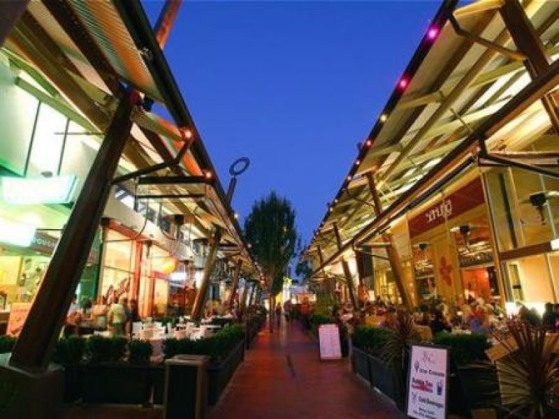 30 Lewis Road, Wantirna South VIC 3152