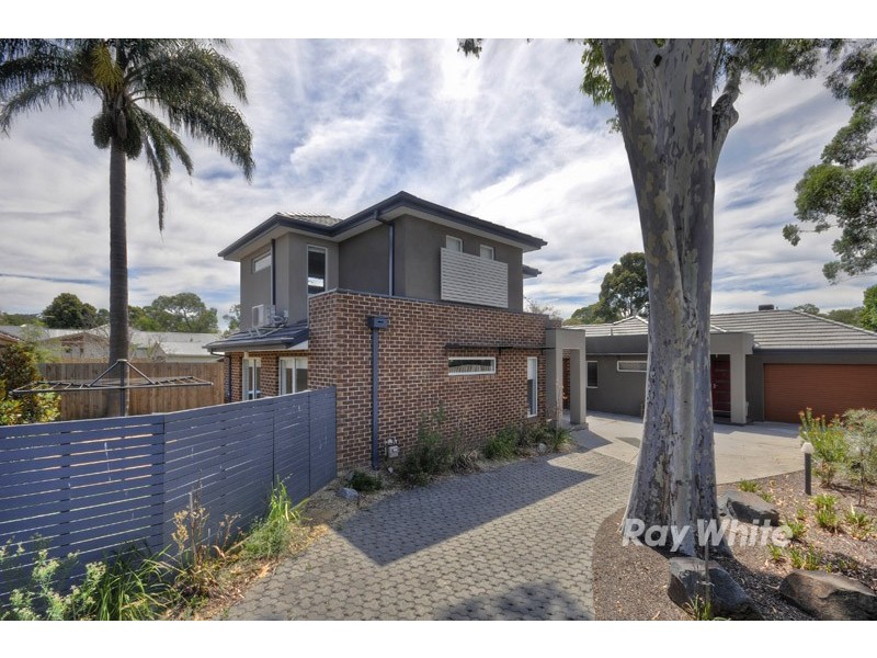 2/112 Harley Street North, Knoxfield VIC 3180
