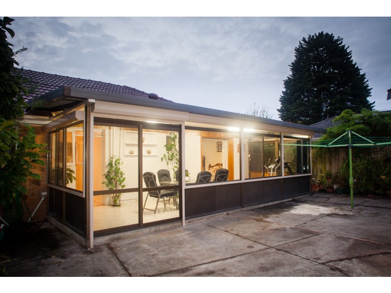 63 Lewis Road, Wantirna South VIC 3152