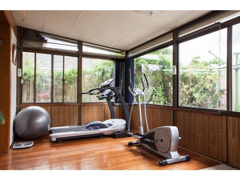 63 Lewis Road, Wantirna South VIC 3152