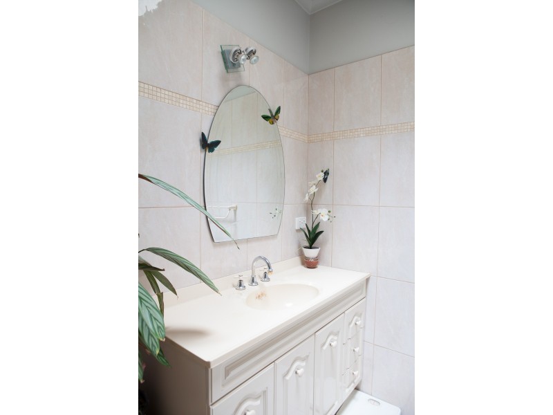 63 Lewis Road, Wantirna South VIC 3152