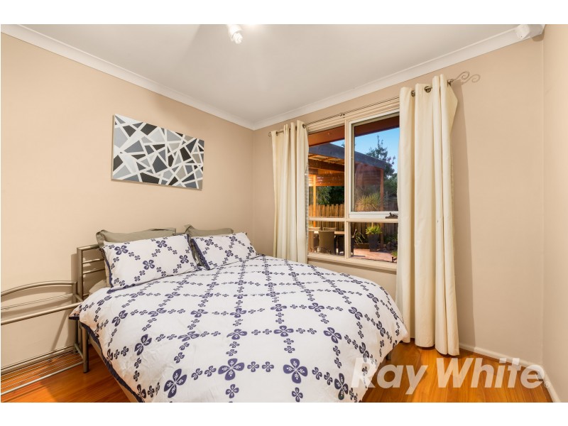 31 Aisbett Avenue, Wantirna South VIC 3152