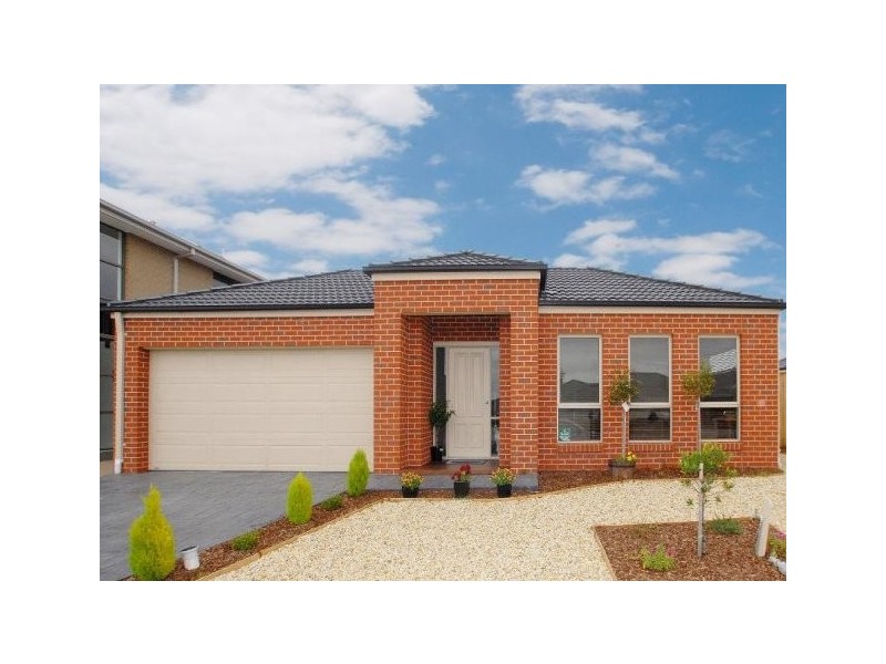 61 Melington Drive, Lyndhurst VIC 3975