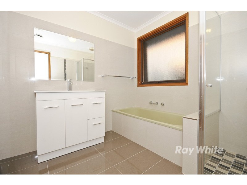 28 Raheen Avenue, Wantirna VIC 3152