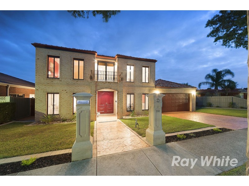 190 Karoo Road, Rowville VIC 3178