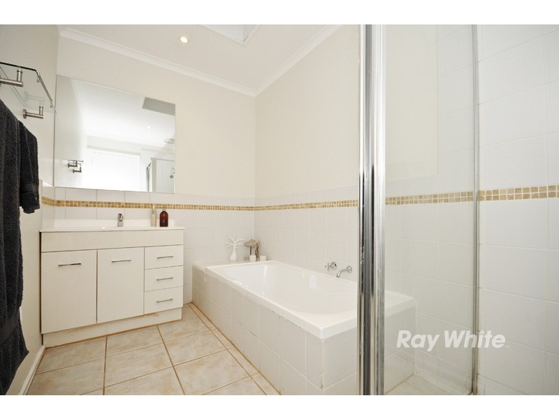 2/ 47 – 49 Greenhill Road, Bayswater North VIC 3153