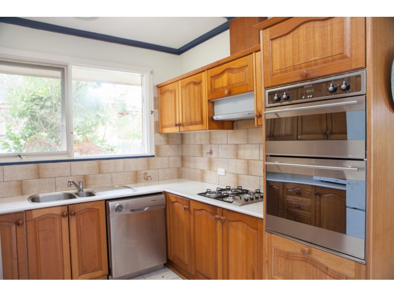 63 Lewis Road, Wantirna South VIC 3152
