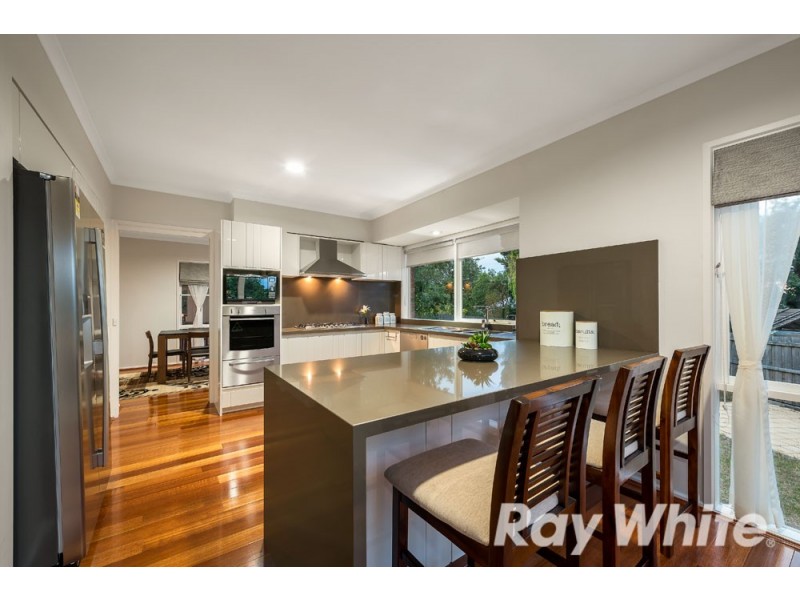 25 Quixley Grove, Wantirna VIC 3152