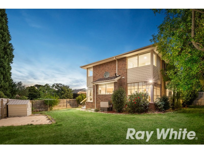 25 Quixley Grove, Wantirna VIC 3152