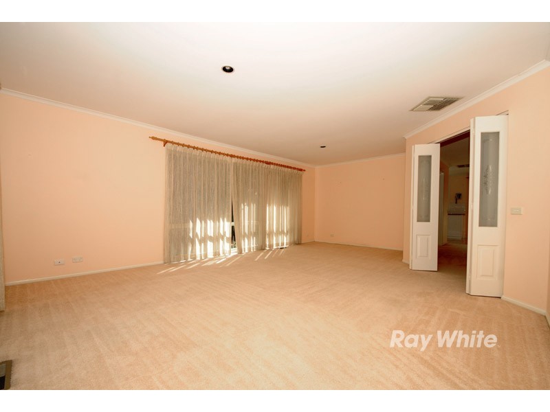 2/33A Devenish Road, Boronia VIC 3155