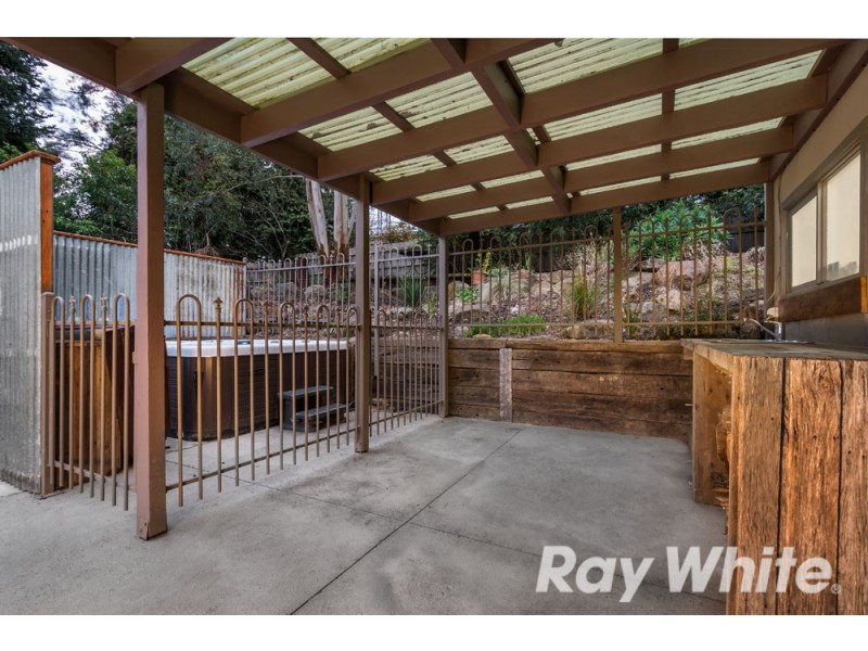 20 Montalbo Road, Ringwood North VIC 3134