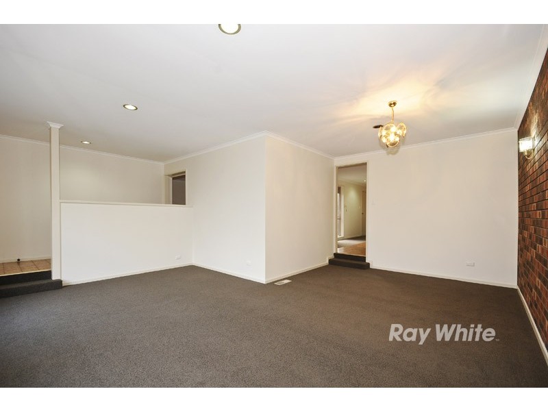 10 Little Boy Rise, Endeavour Hills VIC 3802