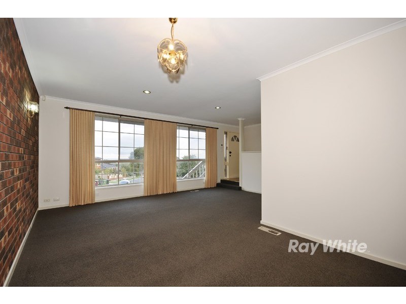 10 Little Boy Rise, Endeavour Hills VIC 3802