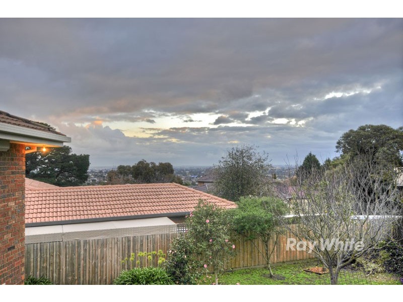 10 Little Boy Rise, Endeavour Hills VIC 3802