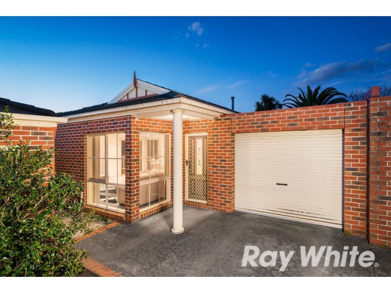 3/8 Stamford Crescent, Rowville VIC 3178