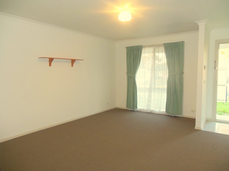 44 Oberon Drive, Carrum Downs VIC 3201