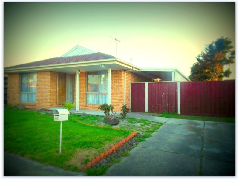 44 Oberon Drive, Carrum Downs VIC 3201