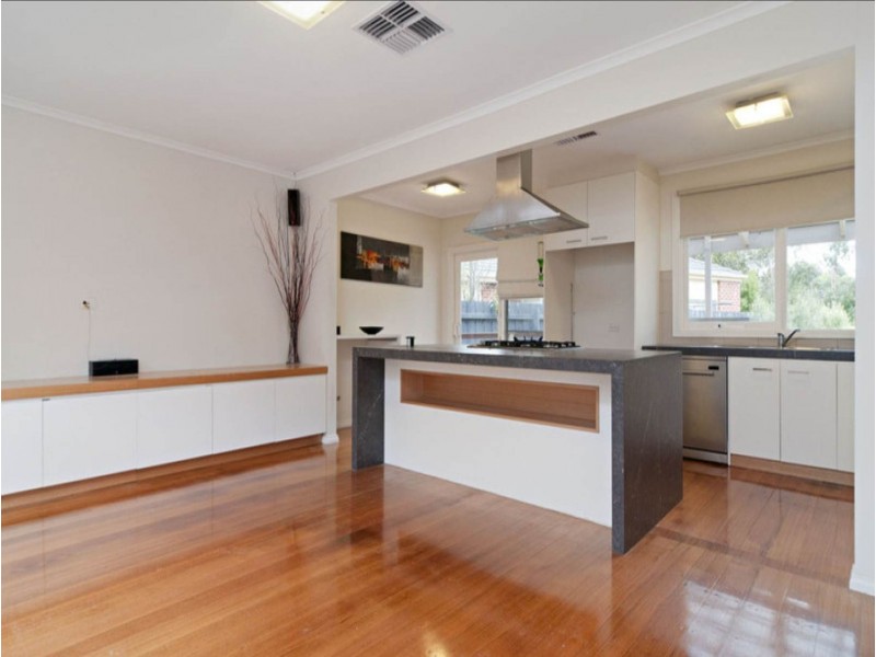 2/6 Wordsworth Street, Mooroolbark VIC 3138