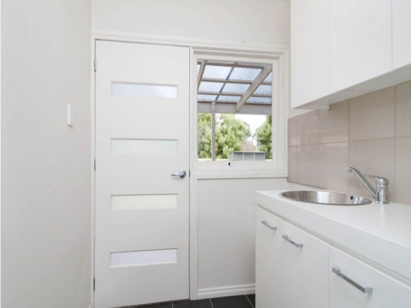 2/6 Wordsworth Street, Mooroolbark VIC 3138