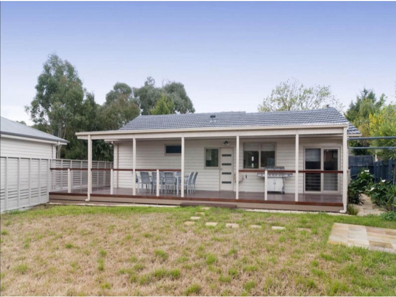 2/6 Wordsworth Street, Mooroolbark VIC 3138