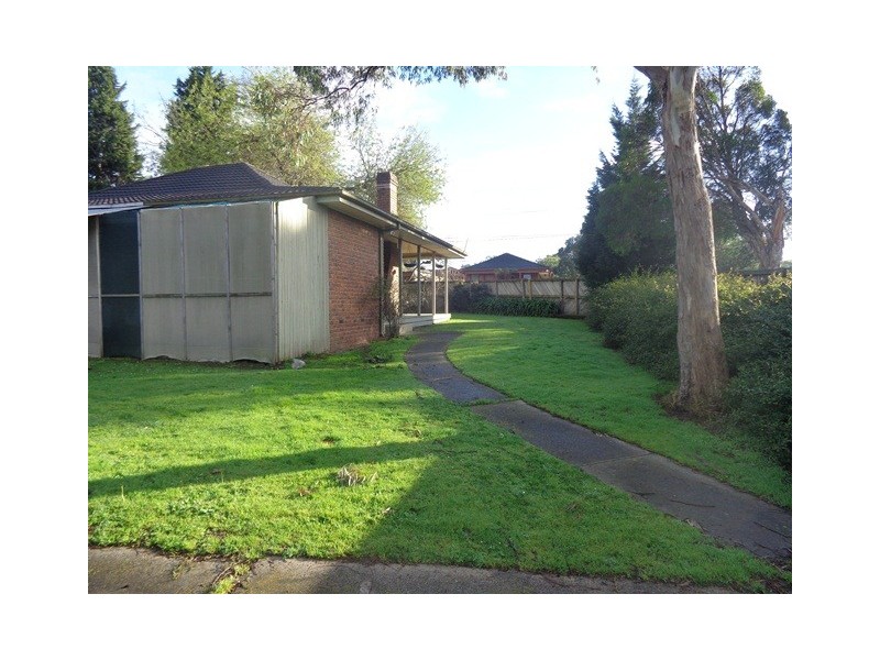 9 Anne Road, Knoxfield VIC 3180