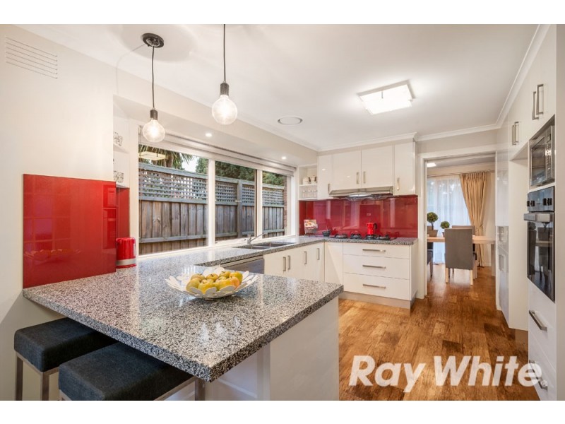 2 Glenys Court, Wantirna South VIC 3152