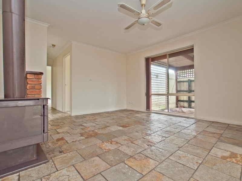 11 Herrington Avenue, Carrum Downs VIC 3201