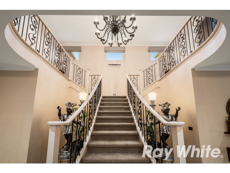 1 Nerolie Court, Wantirna South VIC 3152