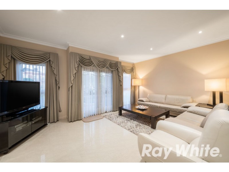 1 Nerolie Court, Wantirna South VIC 3152