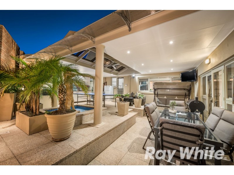 1 Nerolie Court, Wantirna South VIC 3152