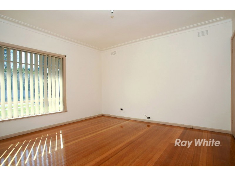 27 Tate Avenue, Wantirna South VIC 3152