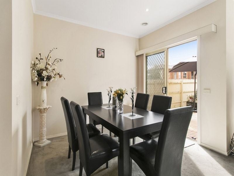 16 Watling Grove, Ferntree Gully VIC 3156