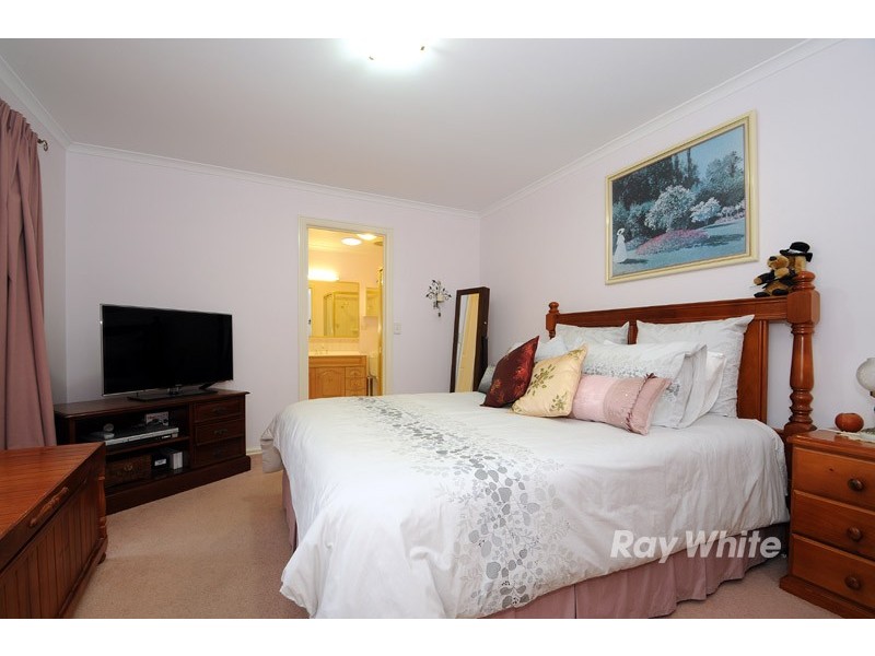 1 Lorikeet Court, Boronia VIC 3155