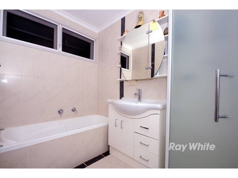 54 Sylphide Way, Wantirna South VIC 3152