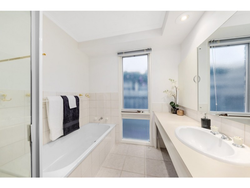 9 Alvaston Avenue, Wantirna VIC 3152