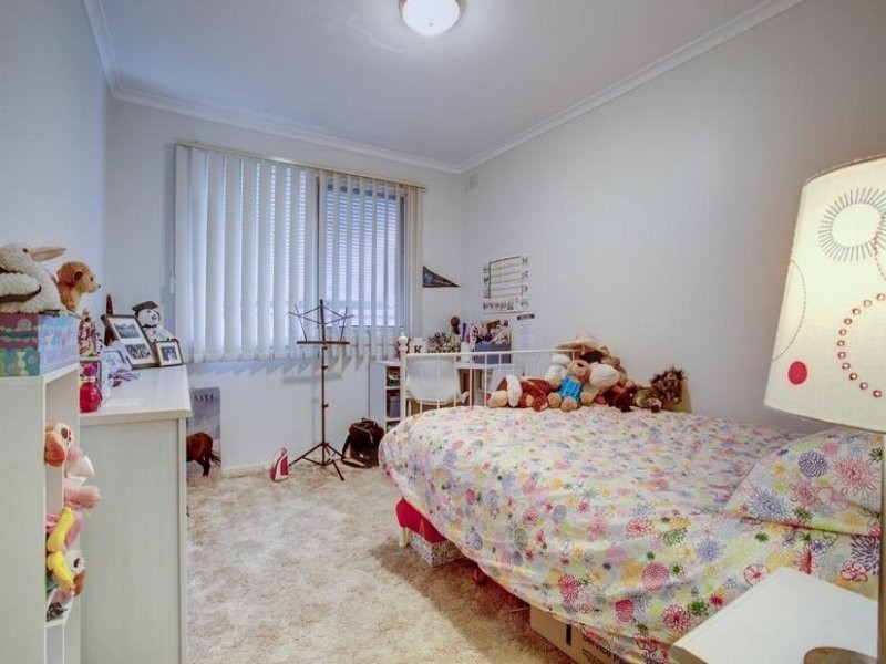 25 St Clair Road, Wantirna South VIC 3152