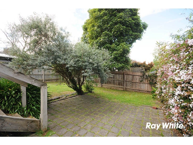 7 Rodney Close, Blackburn South VIC 3130