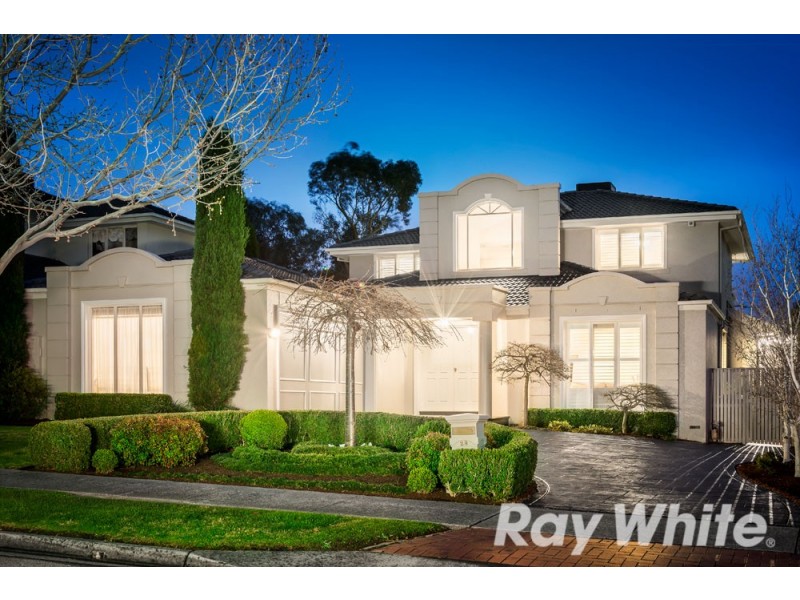 28 Tresise Avenue, Wantirna South VIC 3152