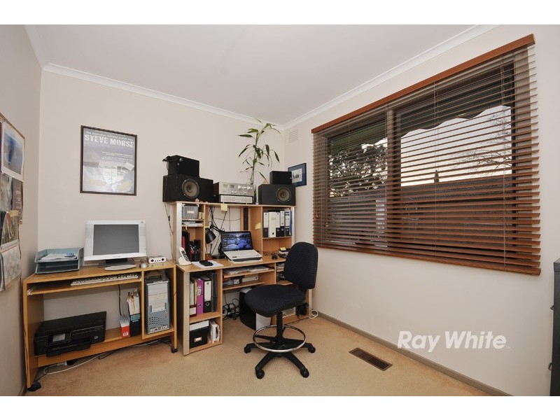 21 Saxon Avenue, Wantirna VIC 3152