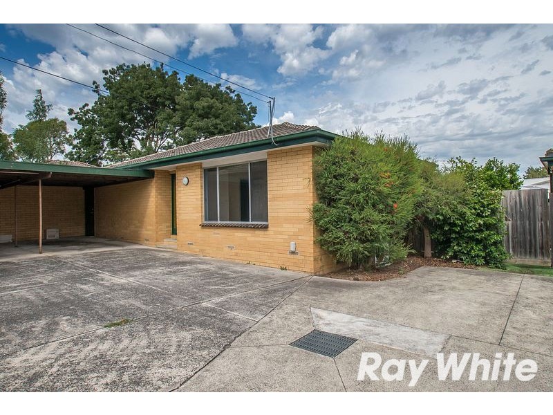 2/7 Violen Street, Bayswater VIC 3153