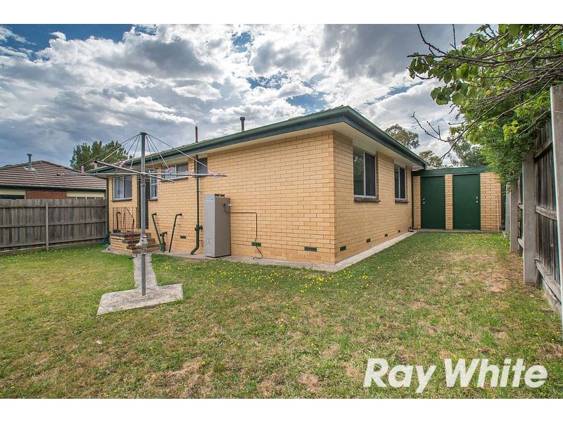 2/7 Violen Street, Bayswater VIC 3153