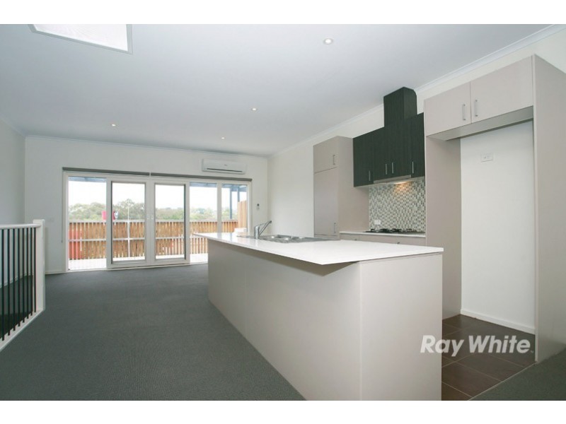 11/3-5 Milton Street, Ferntree Gully VIC 3156