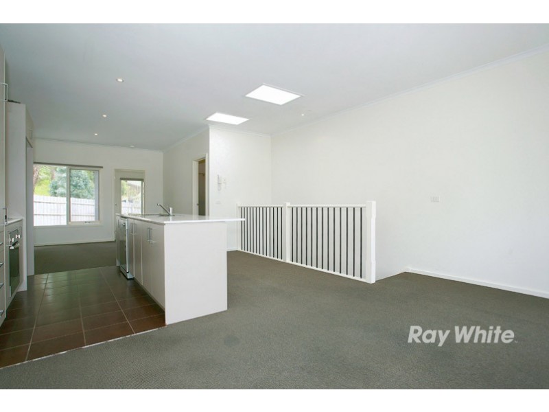 11/3-5 Milton Street, Ferntree Gully VIC 3156