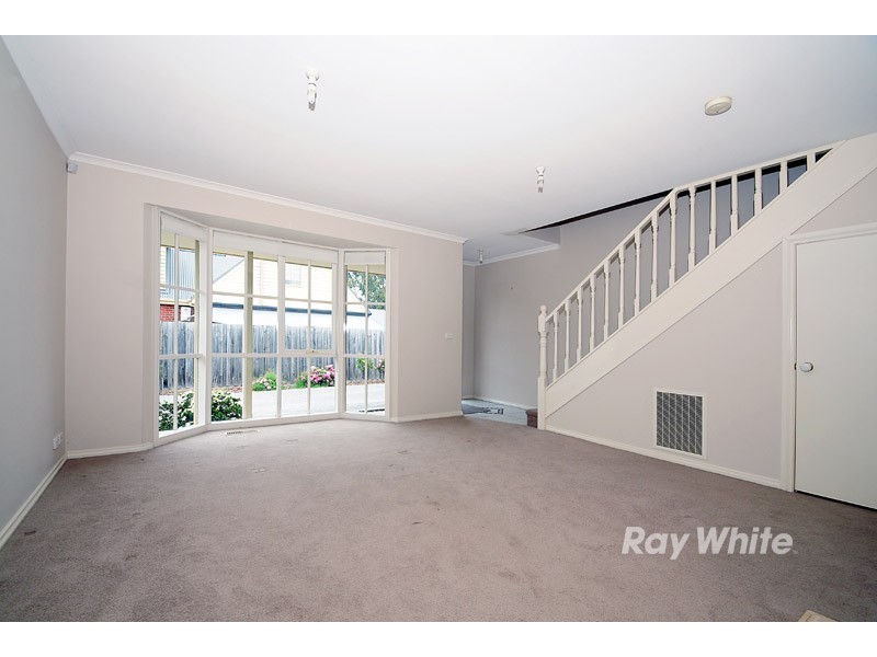 3/11 Maple Street, Bayswater VIC 3153