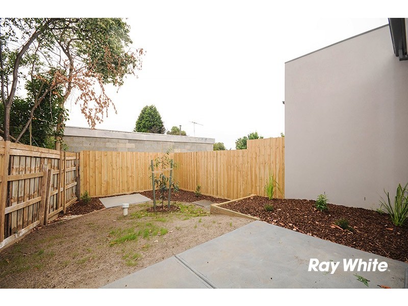 4B Larne Avenue, Bayswater VIC 3153