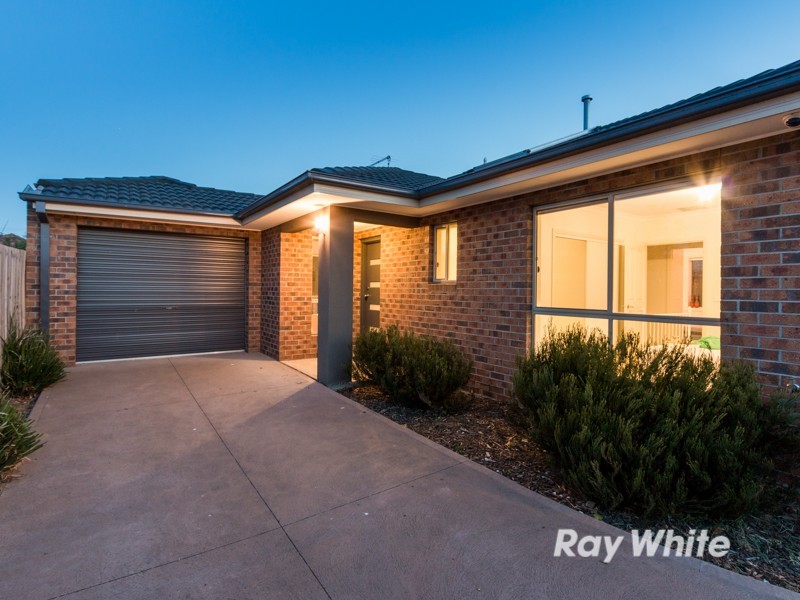 2/58 Misten Avenue, Altona North VIC 3025