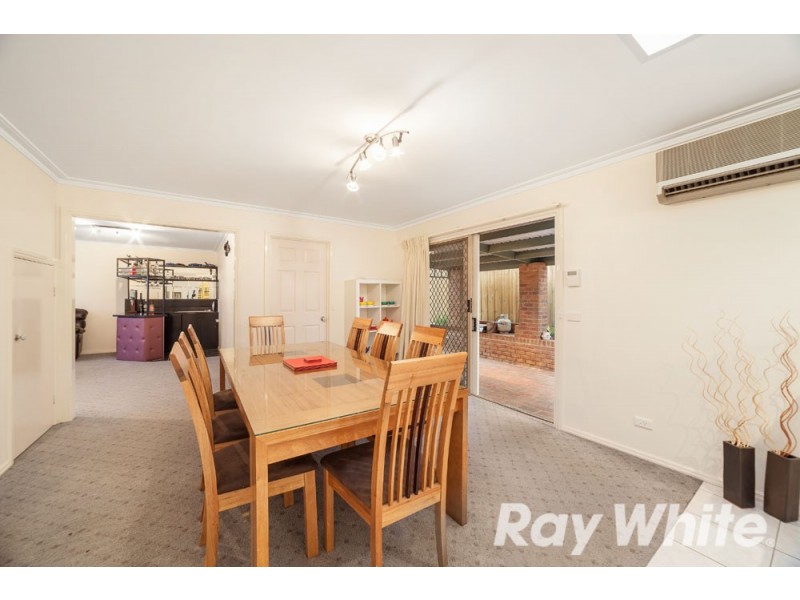 49 Howell Drive, Berwick VIC 3806