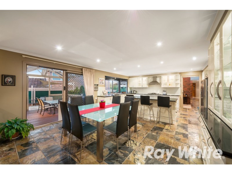 5 Damian Place, Wantirna South VIC 3152