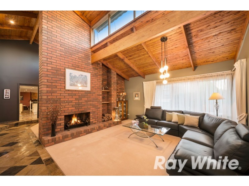 5 Damian Place, Wantirna South VIC 3152