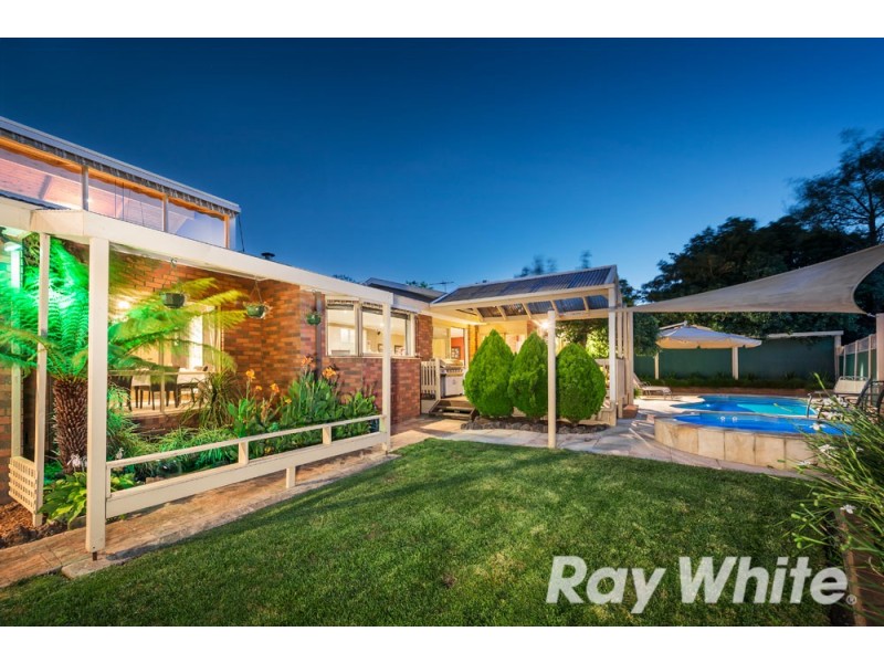 5 Damian Place, Wantirna South VIC 3152